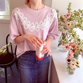 Puff-sleeve Lace-trim T-shirt
