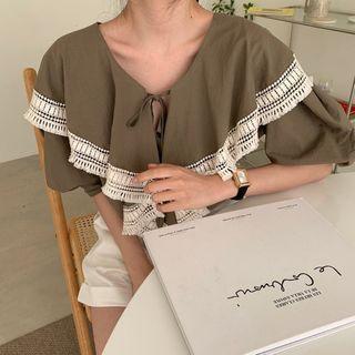 Lace Trim Ruffled Puff-sleeve Blouse / High-waist Shorts