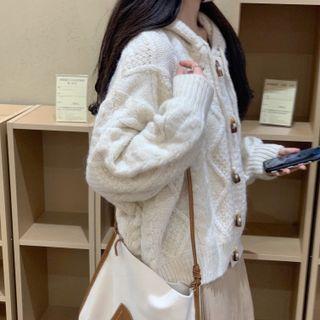 Long-sleeve Cable-knit Sweater / Pleated Skirt