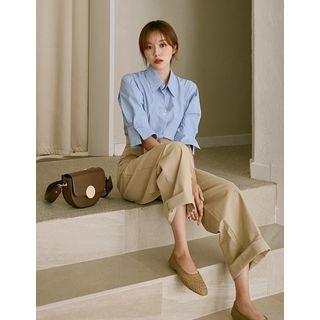 Round-toe Woven Flats