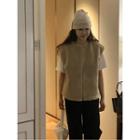 Hook-and-eye Sherpa-fleece Vest