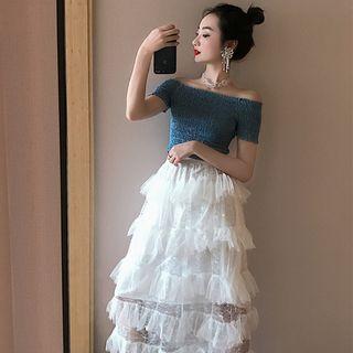 Off-shoulder Short-sleeve Knit Top / Mesh Layer A-line Skirt