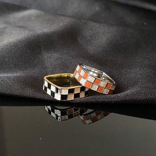 Checkerboard Ring