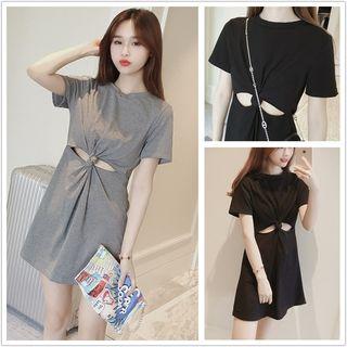 Short-sleeve Cutout Tie-waist Crewneck A-line Dress