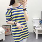 Open Shoulder Stripe Short-sleeve T-shirt