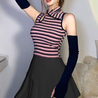 Set: Sleeveless Striped Top + Arm Sleeves