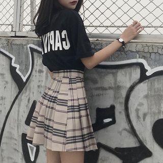 Set: Short-sleeve Top + Pleated Plaid Dress