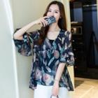 Printed V-neck Elbow-sleeve Top