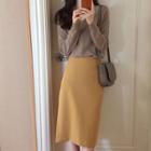 V-neck Knit Top / Plain Pencil Skirt