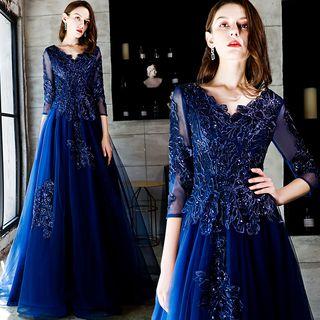 Elbow Sleeve V-neck Embroidered A-line Evening Gown