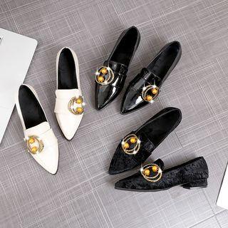 Velvet Pointed Loafers