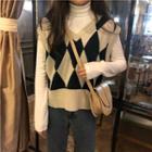 Turtleneck Long-sleeve T-shirt / V-neck Argyle Knit Vest