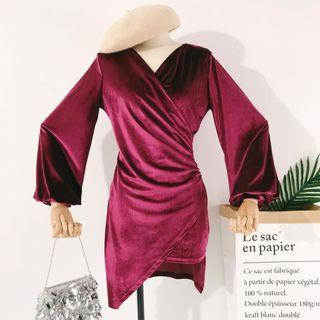 Long-sleeve V-neck Mini Velvet Dress