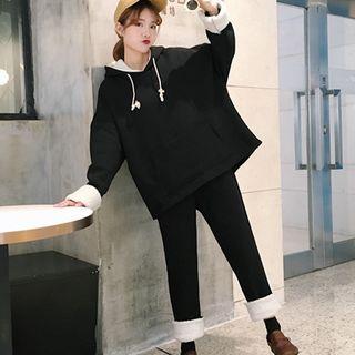 Set: Fleece-lined Hoodie + Cropped Sweatpants