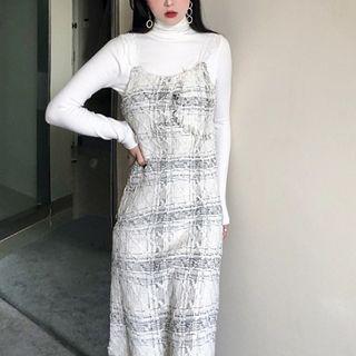 Long-sleeve Turtleneck T-shirt / Sleeveless Plaid Midi Tweed Dress