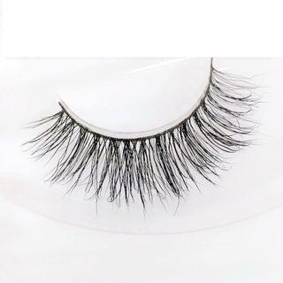 False Eyelashes (11 Mm)  - One Size