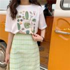 Elbow-sleeve Printed T-shirt / Plaid A-line Midi Skirt