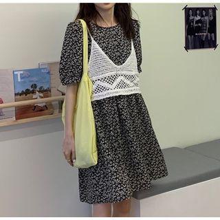 Floral Print Short Sleeve Dress / Crochet Knit Cropped Camisole Top