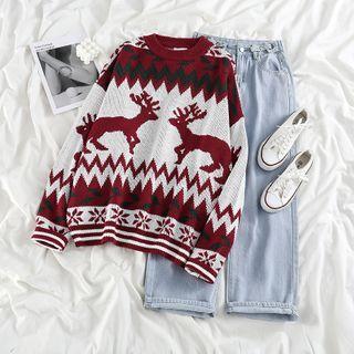 Patterned Sweater / Straight Leg Jeans