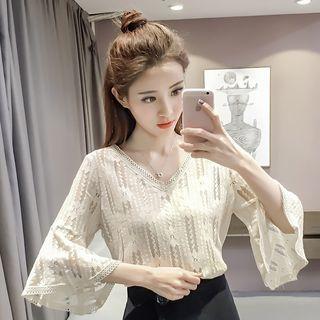 V-neck 3/4 Sleeve Lace Top
