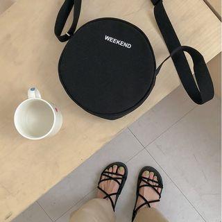 Weekend Round Canvas Bag