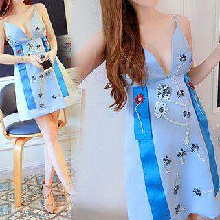 Strappy V-neck A-line Dress