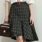 Diagonal Ruffle-hem Linen Plaid Skirt