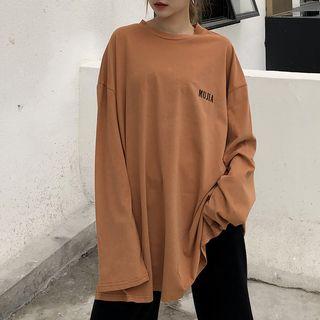 Long-sleeve Side Slit Lettering T-shirt