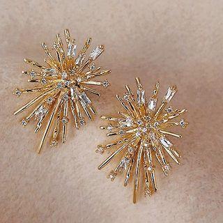 Rhinestone Ear Stud B4-1-9 - 1 Pair - Gold - One Size