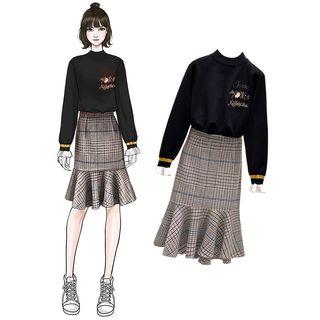 Set: Embroidered Sweater + Plaid Mermaid Pencil Skirt
