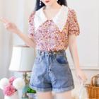 Contrast Collar Floral Short-sleeve Blouse / Denim Shorts / Set