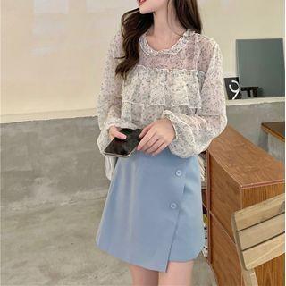 Ruffled Floral Print Top / Plain Mini Skirt