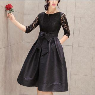 3/4-sleeve/ Long-sleeve Lace Panel A-line Cocktail Dress