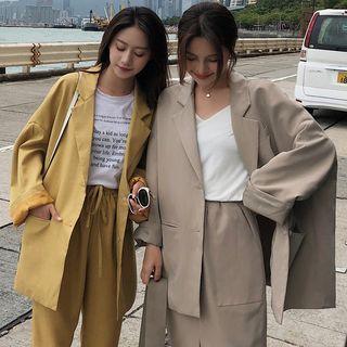 Pocketed Blazer / Front Slit Midi Skirt / Cropped Drawstring Pants
