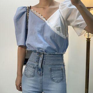 Two-tone Lace Trim Short-sleeve Blouse