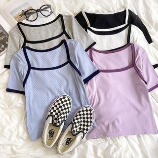 Short-sleeve Contrast Trim Square-neck Cropped Top