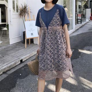 Set: Crew-neck T-shirt Dress + Lace Spaghetti Strap Dress