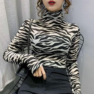Turtleneck Patterned T-shirt