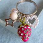 Sweetie Shiny Straberry Ring
