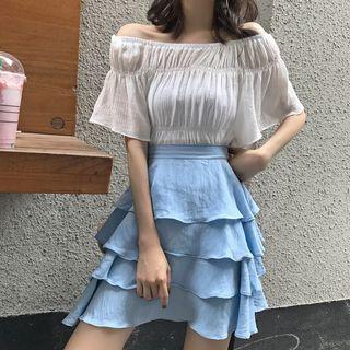 Off-shoulder Short-sleeve Top / High Waist Tiered Skirt