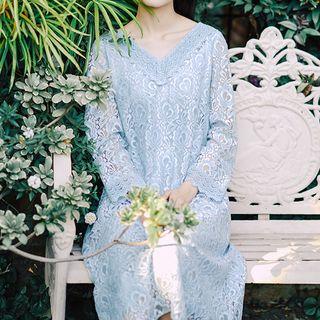 V-neck Long-sleeve Midi Lace Dress