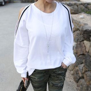 Slit Batwing-sleeve Sweatshirt