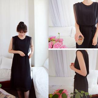 Sleeveless Chiffon-layered Dress