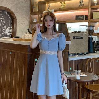 Short-sleeve Lace Trim A-line Dress Blue - One Size
