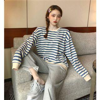 Striped Long-sleeve T-shirt / Cropped Sweatpants