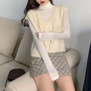 Plaid Mini A-line Skirt / Knit Vest / Long-sleeve Turtle-neck T-shirt