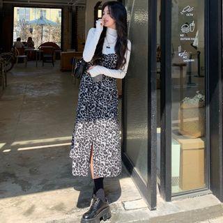 Turtleneck T-shirt / Sleeveless Floral Dress