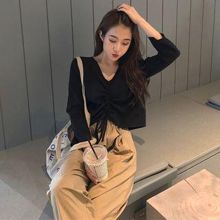 Plain V-neck Long-sleeve Top / Plain Cropped Pants