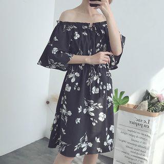 Printed Off-shoulder Elbow-sleeve Dress