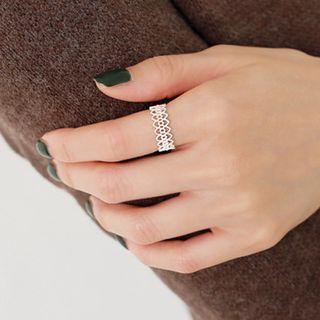 Lace Open Ring White - One Size